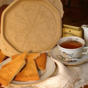 Shortbread Baking stone - 8 mould with thistle pattern 